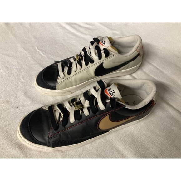 RARE 🔥 Nike Blazer Low '77 Premium Removable Swoosh PRM Black White Gold Sz M 9 - Picture 1 of 12